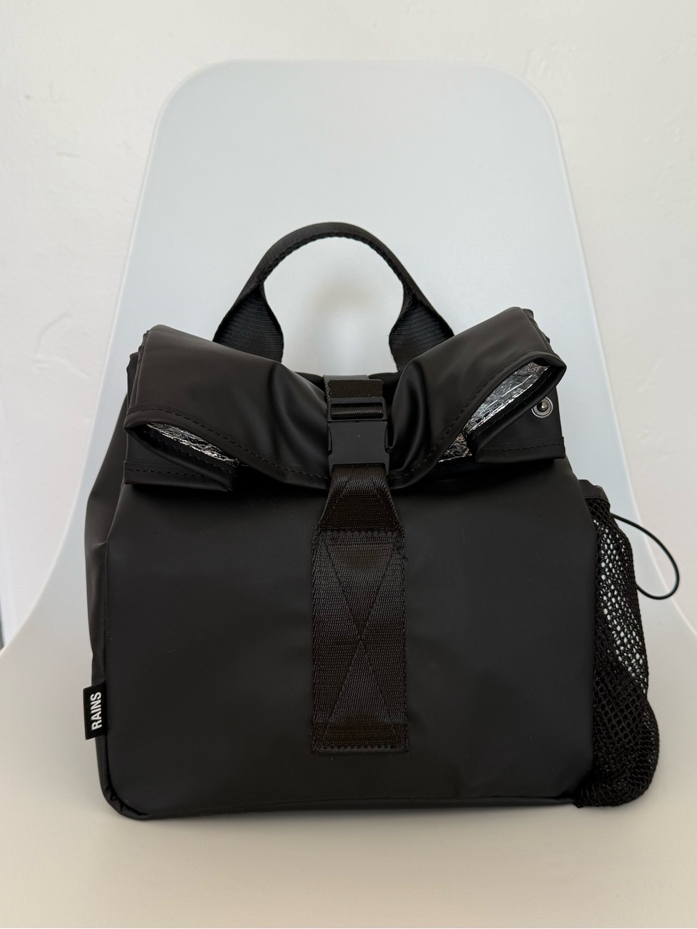 RAINS Lunch Bag Large - Black